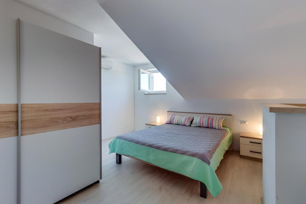 Karin Apartment *