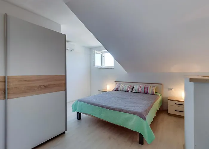 Apartment Karin